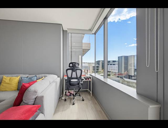 2 BEDROOM APARTMENT FOR SALE IN UMHLANGA CENTRAL